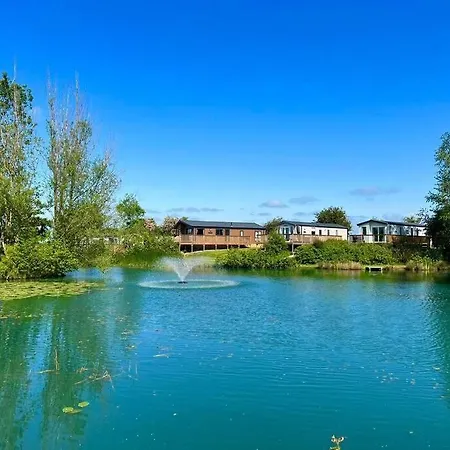 호텔 Hot Tub - York - Fishing Lakes - Free Parking - 4 맬튼